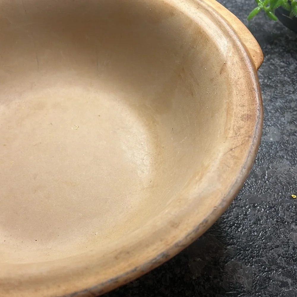 Stoneware baking bowl Pampered chef Can use inverted too as a roaster wi…-
